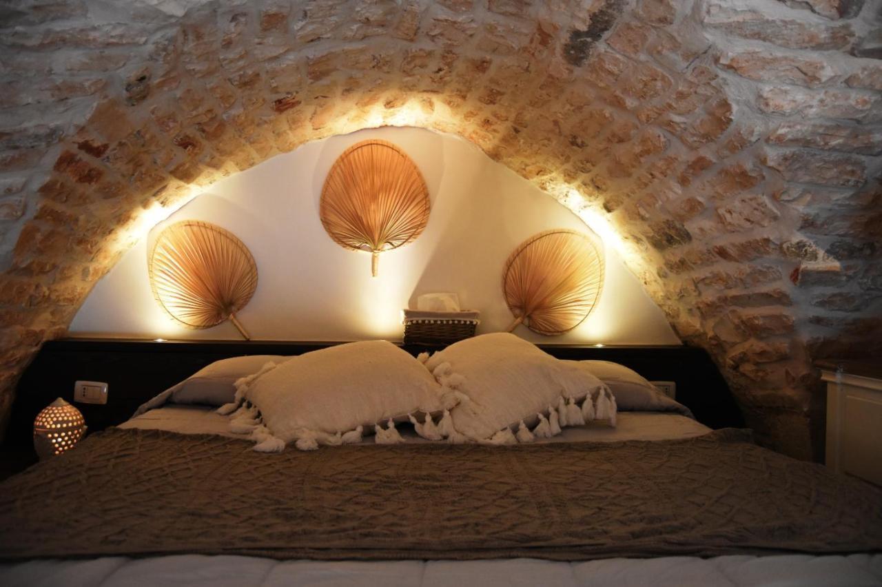 Alcova Cellini Hotel Cisternino Buitenkant foto