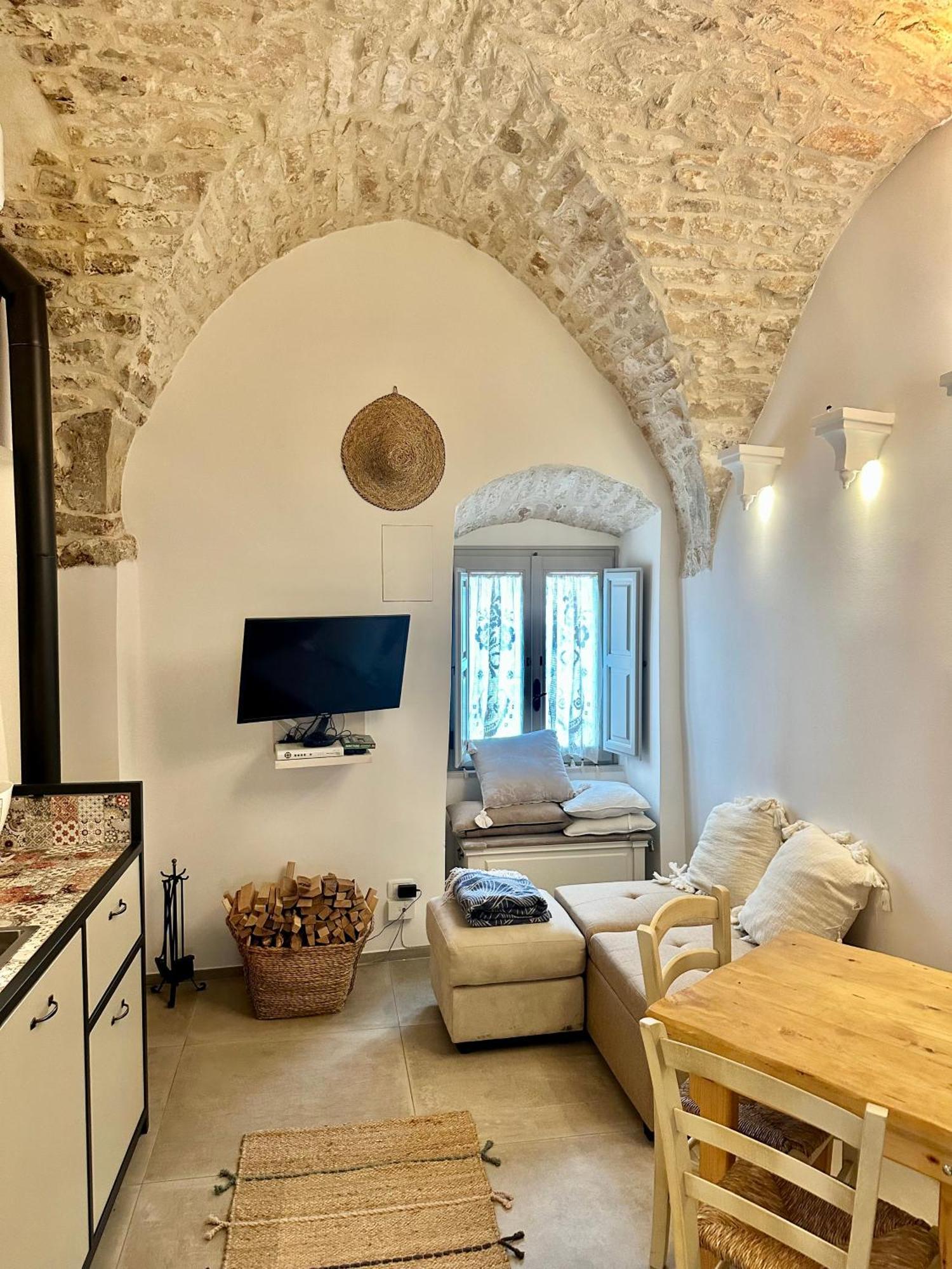 Alcova Cellini Hotel Cisternino Buitenkant foto